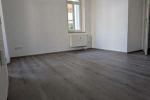 Renovierte Altbauwohnung mit großem Balkon - provisionsfrei, leerstehend, nahe Hauptbahnhof – Aufseßplatz 5, 90459 Galgenhof, Nürnberg – Vorschaubild 4