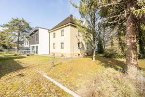 Charmante Doppelhaushälfte bzw. Mehrgenerationenhaus mit viel Potential auf traumhaften Grundstück – Die vollständige Adresse der Immobilie erhältst du vom Anbieter., 80999 Untermenzing, München – Vorschaubild 2