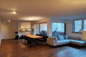Moderne, gut geschnittene 4-Zimmer-Wohnung im Marrahaus mit Süd-Loggia – Kramstraße 3, 74072 Heilbronn, Heilbronn – Vorschaubild 2