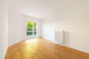 Aigner - Großzügige 3-Zimmer-Erdgeschosswohnung mit Garten in der Villenkolonie Pasing I – Die vollständige Adresse der Immobilie erhältst du vom Anbieter., 81245 Neupasing, München – Vorschaubild 3