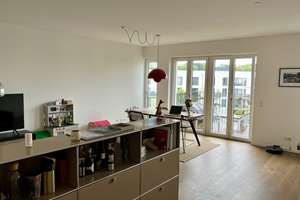 Aufzug direkt in die Wohnung! Großzügige 3 Zimmer Wohnung mit 2 Balkonen und Einbauküche! – Die vollständige Adresse der Immobilie erhältst du vom Anbieter., 40235 Flingern Nord, Düsseldorf – Vorschaubild 3
