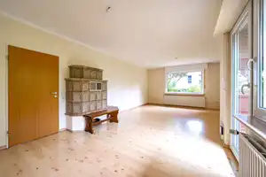 Vielseitig nutzbares Wohnhaus in ruhiger Wohnlage – Oldenburg (Oldenburg) – Vorschaubild 2