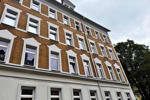 Luxus unterm Dach mit Einbauküche und Mietdeal