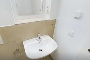 Möblierte All-in-Wohnung ideal für Studierende - rollstuhlgerecht | Suite Plus – Abraham 12, 26122 Innenstadt, Oldenburg (Oldenburg) – Vorschaubild 7