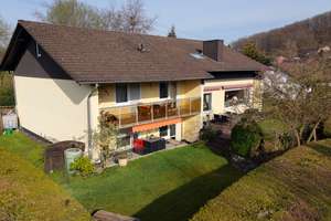 Gepflegtes Split-Level-Haus mit Einliegerwohnung (vermietet) und tollem Garten - nahe Hamm/Sieg! – Die vollständige Adresse der Immobilie erhältst du vom Anbieter., 57577 Hamm (Sieg) – Vorschaubild 2