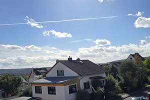 Sehr gepflegtes EFH mit Garten und 2 Garagen in ruhiger Top-Lage – Hochstraße 9, 65558 Gückingen – Vorschaubild 29