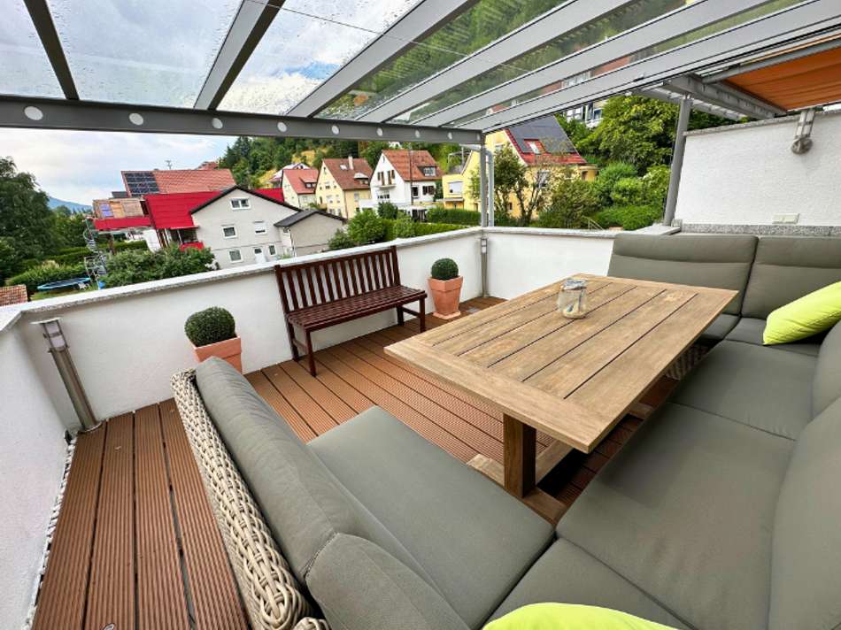 überdachte Terrasse