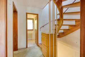 Familienfreundliches Reihenmittelhaus mit Garten, Garage und viel Potenzial in ruhiger Lage – Die vollständige Adresse der Immobilie erhältst du vom Anbieter., 56076 Pfaffendorfer Höhe, Koblenz – Vorschaubild 11