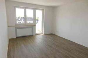 Großzügige 2-ZKDB im 5. OG *renoviert* mit Balkon und Gebäudemodernisierung... – Breitenbachstr. 104, 47809 Oppum, Krefeld – Vorschaubild 3