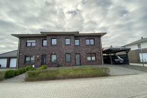 Gepflegte Doppelhaushälfte mit vier Zimmern und EBK in Adendorf – Carl-Orff-Straße 18, 21365 Lüneburg (Kreis) – Vorschaubild 1