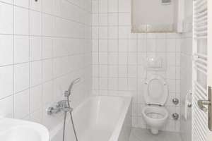 WG-ZIMMER mit ca. 21 m² in Düsseldorf-Oberbilk – sofort frei – 40227 Oberbilk, Düsseldorf – Vorschaubild 7