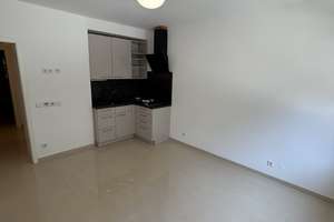 Moderne 2-Zimmer-Wohnung in Düsseldorf-Pempelfort/Derendorf – Einbauküche, Fußbodenhe