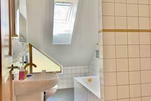 Außergewöhnliches, großes "Wohlfühl-Zuhause" in Randlage mit traumhafter Aussicht + Einliegerwohnung – Paderborn (Kreis) – Vorschaubild 49