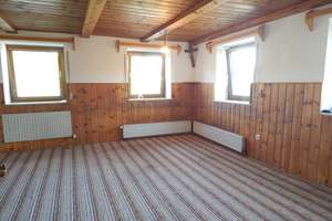 Bauernhaus – teilsaniert, als Ein- oder Zweifamilienhaus nutzbar, in ruhiger Lage in Oberteisendorf – Die vollständige Adresse der Immobilie erhältst du vom Anbieter., 83317 Teisendorf – Vorschaubild 3