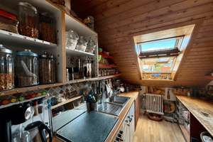 Zwei-Zimmer-Dachgeschosswohnung mit Schwarzwaldblick in Kirchzarten – Die vollständige Adresse der Immobilie erhältst du vom Anbieter., 79199 Kirchzarten – Vorschaubild 4