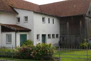 Liebevolles Bauernhaus mit 400 qm² Ausbaupotenzial als Wohn-/Geschäftshaus sucht neue Eigentümer – Mörgenerstraße 29, 86874 Tussenhausen – Vorschaubild 6