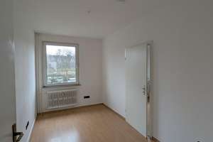 ~ Ideal für große Familien & alles frisch geweißt inkl. vorh. Böden ~ – Overbruckstraße 74, 47166 Bruckhausen, Duisburg – Vorschaubild 7