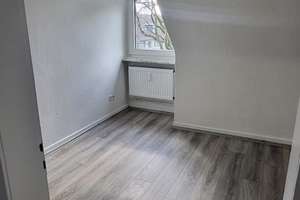 3 Zimmer Dachgeschosswohnung in Homberg.. – Duisburger Str. 57, 47198 Alt-Homberg, Duisburg – Vorschaubild 4