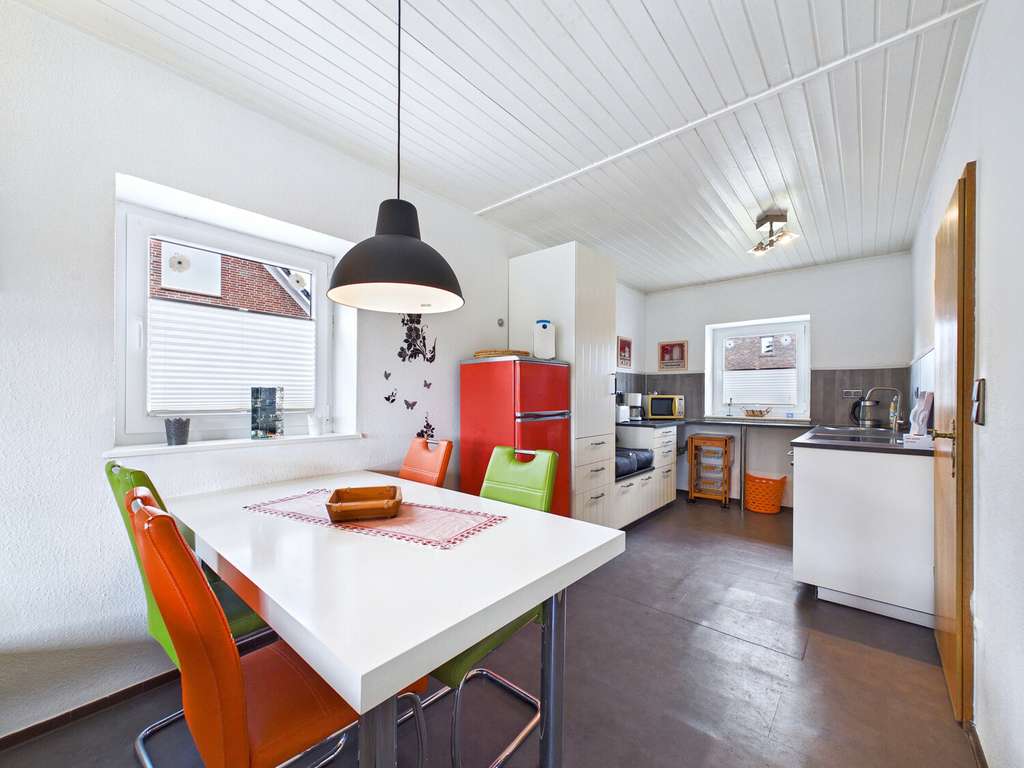 Immobilie in Leezdorf - Wohnen & Vermieten: 
Gepflegtes Zweifamilienhaus 
nahe Nordsee - Bild 4