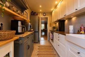 ++großzügige 3-Zimmerwohnung mit 2 Balkon und Garage in Stuttgart-Luginsland++ – 70327 Luginsland, Stuttgart – Vorschaubild 4