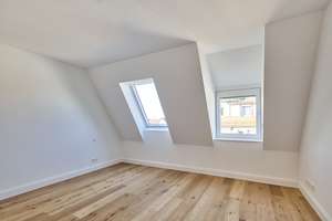 Modernes Wohnen im Dachgeschoss + EBK und Fußbodenh. – Die vollständige Adresse der Immobilie erhältst du vom Anbieter., 70188 Ostheim, Stuttgart – Vorschaubild 9