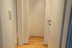 Kleine, ruhige Wohnung in zentraler Lage mit 2 Zi., kl. Diele, neuem Bad in D-dorf-Friedrichstadt – Jahnstraße 83, 40215 Düsseldorf – Vorschaubild 7