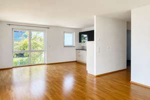 3-Zimmer-Erdgeschosswohnung in Reutlingen mit Gartenanteil und TG-Stellplatz – Die vollständige Adresse der Immobilie erhältst du vom Anbieter., 72764 Reutlingen-Mitte, Reutlingen – Vorschaubild 2