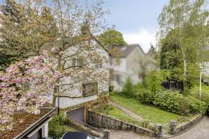 Familienzeit im sonnigen Einfamilienhaus mit großem Balkon und Garten – Die vollständige Adresse der Immobilie erhältst du vom Anbieter., 53177 Pennenfeld, Bonn – Vorschaubild 2