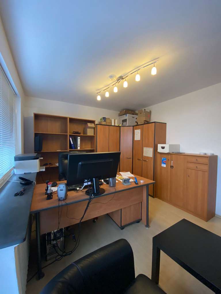 Immobilie in Burgwedel - Gepflegtes Einfamilienhaus mit 5 Zimmern in Großburgwedel- Gewerbe nötig!! - Bild 4