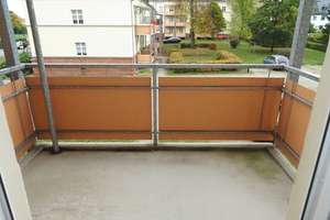 Schnell ANSCHAUEN und EINZIEHEN: Neuer schicker Laminatboden + Neu renoviert (z.T. Dekorputz) – Clausstraße 91, 9130 Lutherviertel, Chemnitz – Vorschaubild 4