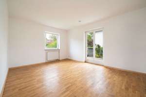 Solides Zweifamilienhaus in ruhiger Lage von Erding / Pretzen – Die vollständige Adresse der Immobilie erhältst du vom Anbieter., 85435 Erding – Vorschaubild 9