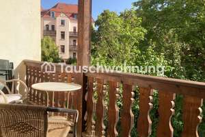Tauschwohnung: Lichtdurchflututete, große Altbauwohnung mit Balkon