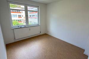 Familienwohnung in Rudow - WBS erforderlich! – Neuköllner Str. 312, 12357 Rudow, Berlin – Vorschaubild 2