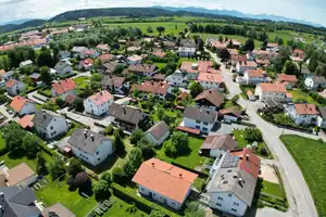 HELL - GEPFLEGT - RUHIGE LAGE - Doppelhaushälfte mit Garage in Peiting – Weilheim-Schongau (Kreis) – Vorschaubild 13
