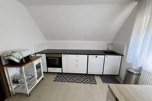 Einliegerwohnung im Dachgeschoss eines Einfamilienhauses in ruhiger Lage – Die vollständige Adresse der Immobilie erhältst du vom Anbieter., 41464 Stadionviertel, Neuss – Vorschaubild 6