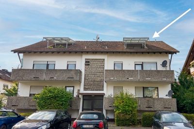 Wohnen mit Charakter: Dachgeschosswohnung in Freiburg Waltershofen