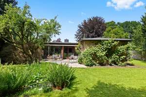 Grüne Perle nahe des Kupferteiches - Barrierearmer Bungalow mit Potenzial auf traumhaftem Grundstück – Die vollständige Adresse der Immobilie erhältst du vom Anbieter., 22399 Poppenbüttel, Hamburg – Vorschaubild 2