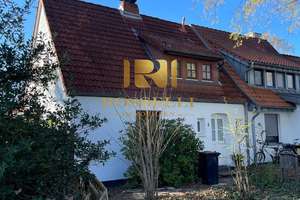 ERWEITERBAR: Saniertes Reihenendhaus auf schönem Erbpacht-Grdstk. – günstige Erbpacht