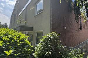 Wohnen wie im eigenen Haus – großzügige Maisonette in begehrter Lage von Düsseldorf – Pöhlenweg 32, 40629 Ludenberg, Düsseldorf – Vorschaubild 14