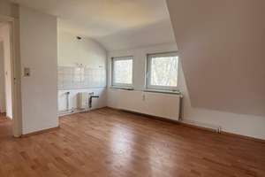 Charmantes Wohnen unterm Dach – helle 3-Zimmer-Wohnung mit besonderem Wohlfühlfaktor in GBH – Hassjägerweg 29, 38229 Gebhardshagen, Salzgitter – Vorschaubild 2