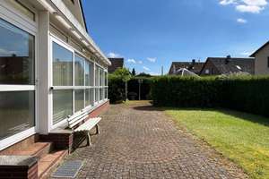 // Zuhause oder Vermietung? Warum nicht beides? Wohnhaus mit zwei WHG, Wintergarten, Loggia + Garage – Die vollständige Adresse der Immobilie erhältst du vom Anbieter., 32469 Petershagen – Vorschaubild 10