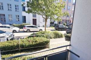 Zentrale Lage in der Rostocker-Innenstadt 2-Raum-Wohnung mit Balkon inkl. TG-Stellplatz – Karlstraße 49, 18055 Stadtmitte, Rostock – Vorschaubild 4