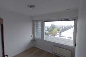 ***GEMÜTLICHE 3-ZKBB - hell & offen (13) *** NEUES BAD/ NEUE BÖDEN - TOLLER SCHNITT*** – Krefelderstrasse 235, 47839 Krefeld – Vorschaubild 13