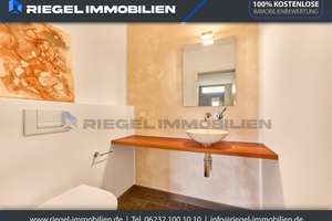 Sie hier? Wir auch! Stilvolle DHH mit Galerie, mediterranem Garten & hochwertiger Ausstattung – Die vollständige Adresse der Immobilie erhältst du vom Anbieter., 68804 Altlußheim – Vorschaubild 19