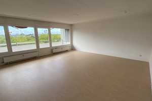 Große und schöne 3-Zimmer-Wohnung – Charlottenburger Chaussee 101, 13597 Berlin – Vorschaubild 4