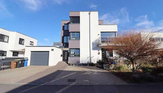 Bild von Attraktive Kaufgelegenheit: Luxuriöses Zweifamilienhaus im Neubaugebiet von Gernsheim