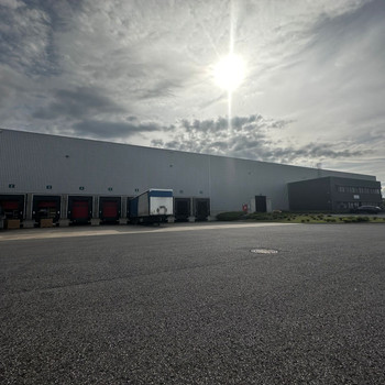 Logistikflächen direkt an der Autobahn A2 | Rampenandienung | ab sofort