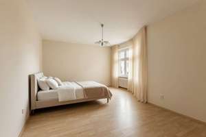 Lichtdurchflutete 2-Zimmer-Wohnung mit großzügigem Wohnkomfort – Die vollständige Adresse der Immobilie erhältst du vom Anbieter., 10553 Moabit, Berlin – Vorschaubild 3