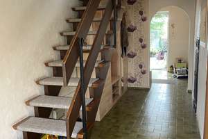 Familienidylle - Einfamilienhaus mit Garten und Nebengebäuden – Hirschlacher Straße 3, 91732 Merkendorf – Vorschaubild 4