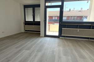 Zentral, renoviert, provisionsfrei! Schöne 3 Zimmer Wohnung mit Balkon zu vermieten! – Klarastr. 10, 74072 Heilbronn, Heilbronn – Vorschaubild 3